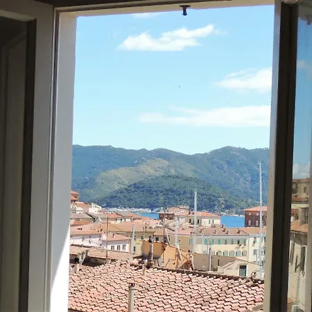 Cosmopoli Apartament *
